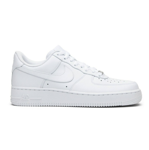 Nike Shoes - Nike Original Airforce 1’s 2011 🦄